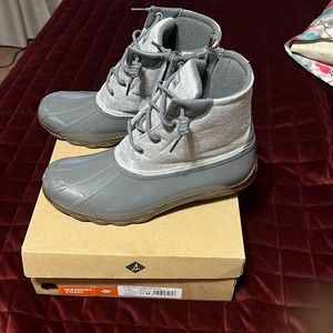 Silver & Gray women’s Sperry